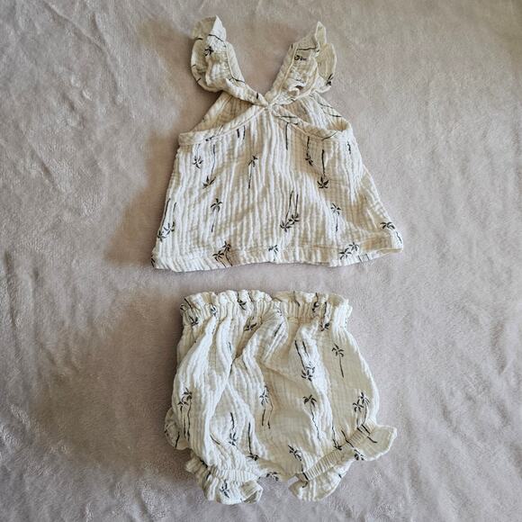 Grayson Collective Baby Girl VGUC 0-3m 2-Piece 100% Muslin Cotton Palm - Picture 6 of 7